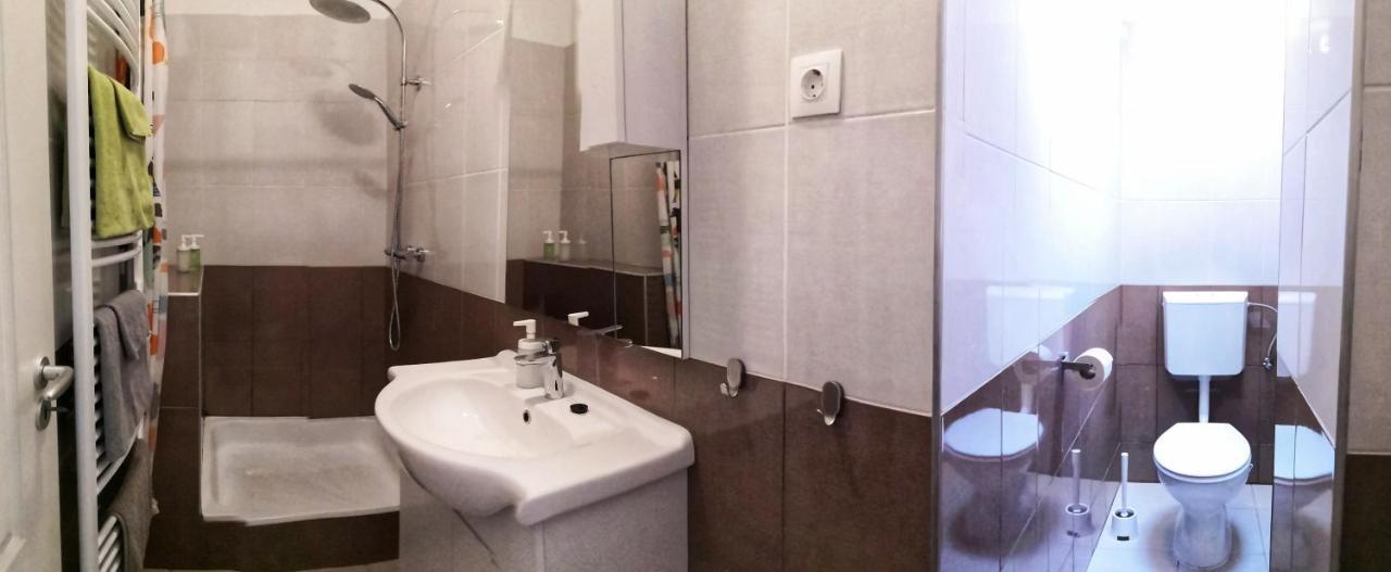 شقة بودابست  في Green Garden Apartman المظهر الخارجي الصورة